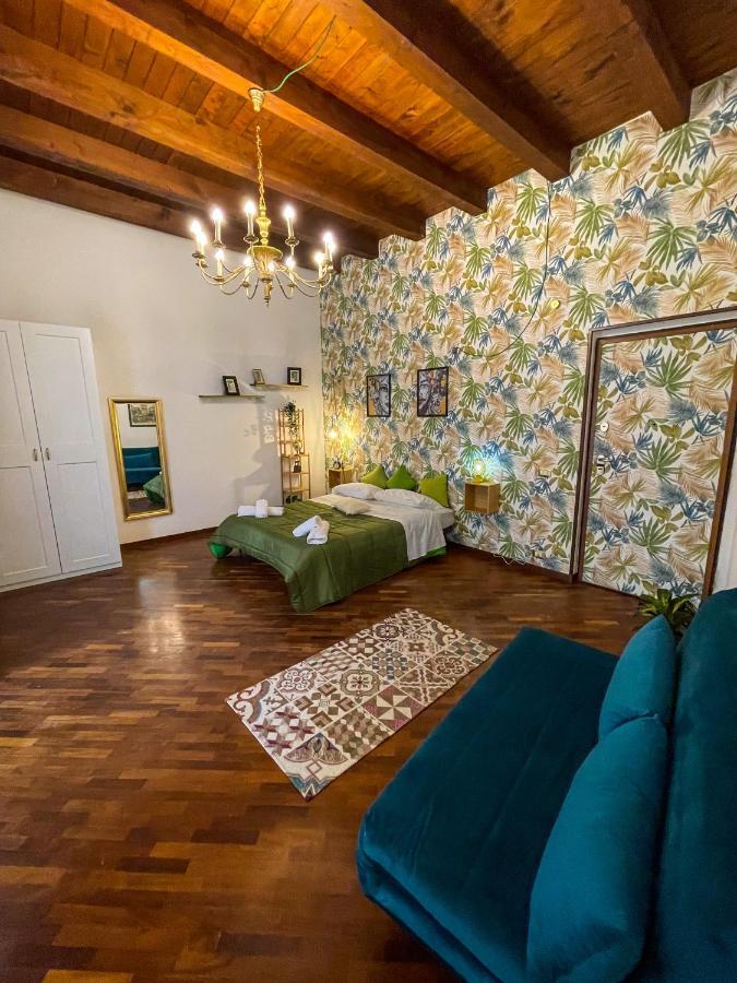 Charming House In The Historic Center Of Palermo Leilighet Eksteriør bilde