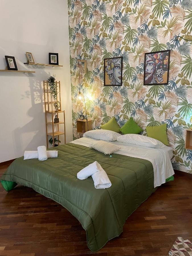 Charming House In The Historic Center Of Palermo Leilighet Eksteriør bilde